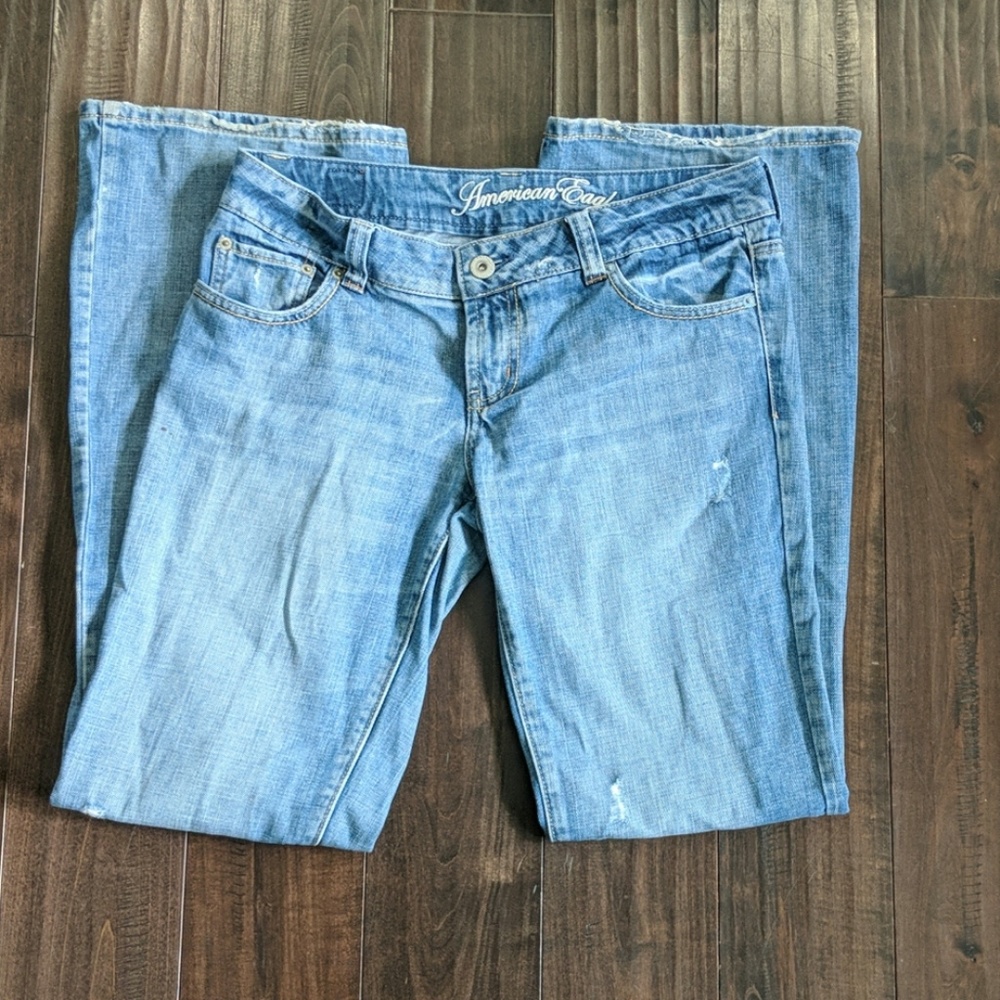 American Eagle Favorite Boyfriend Jeans size 6